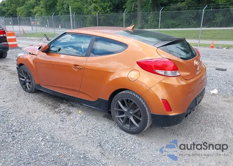 2016 Hyundai Veloster z USA, uszkodzony, nr VIN KMHTC6AD0GU260258